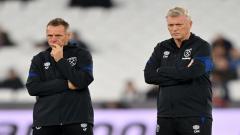West Ham manager David Moyes and assistant Stuart Pearce
